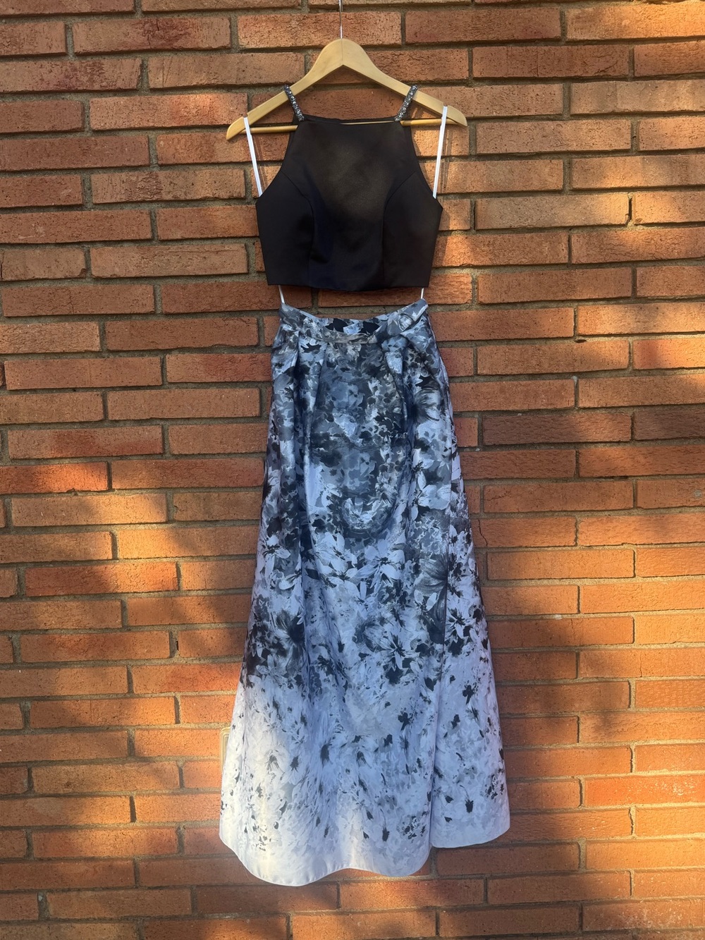 Xscape Black Satin Crop Top & Floral Maxi Skirt Formal Set Size 2